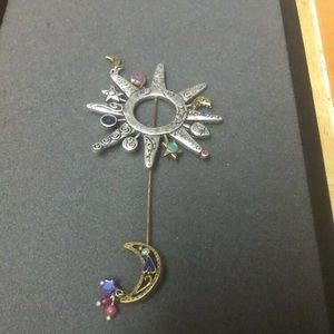 Chico’s Sun and Moon Pin